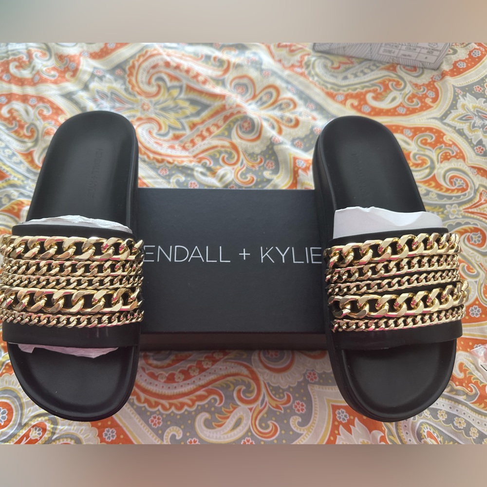 Kendall & Kylie Black sandal